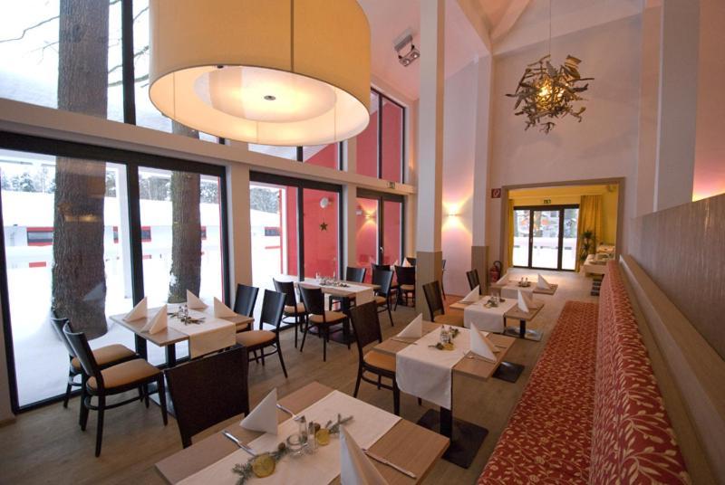 גרה Restaurant Waldmeisterei מראה חיצוני תמונה